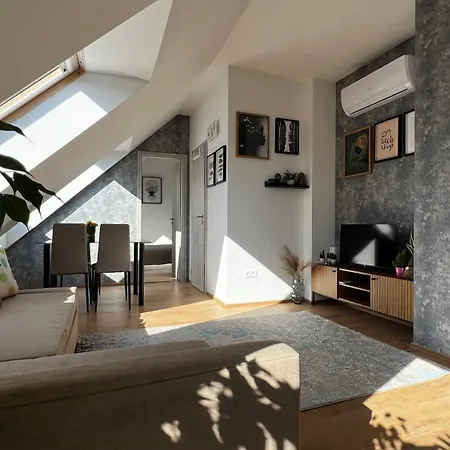 Apartment Westend Lofts Sunny Nest